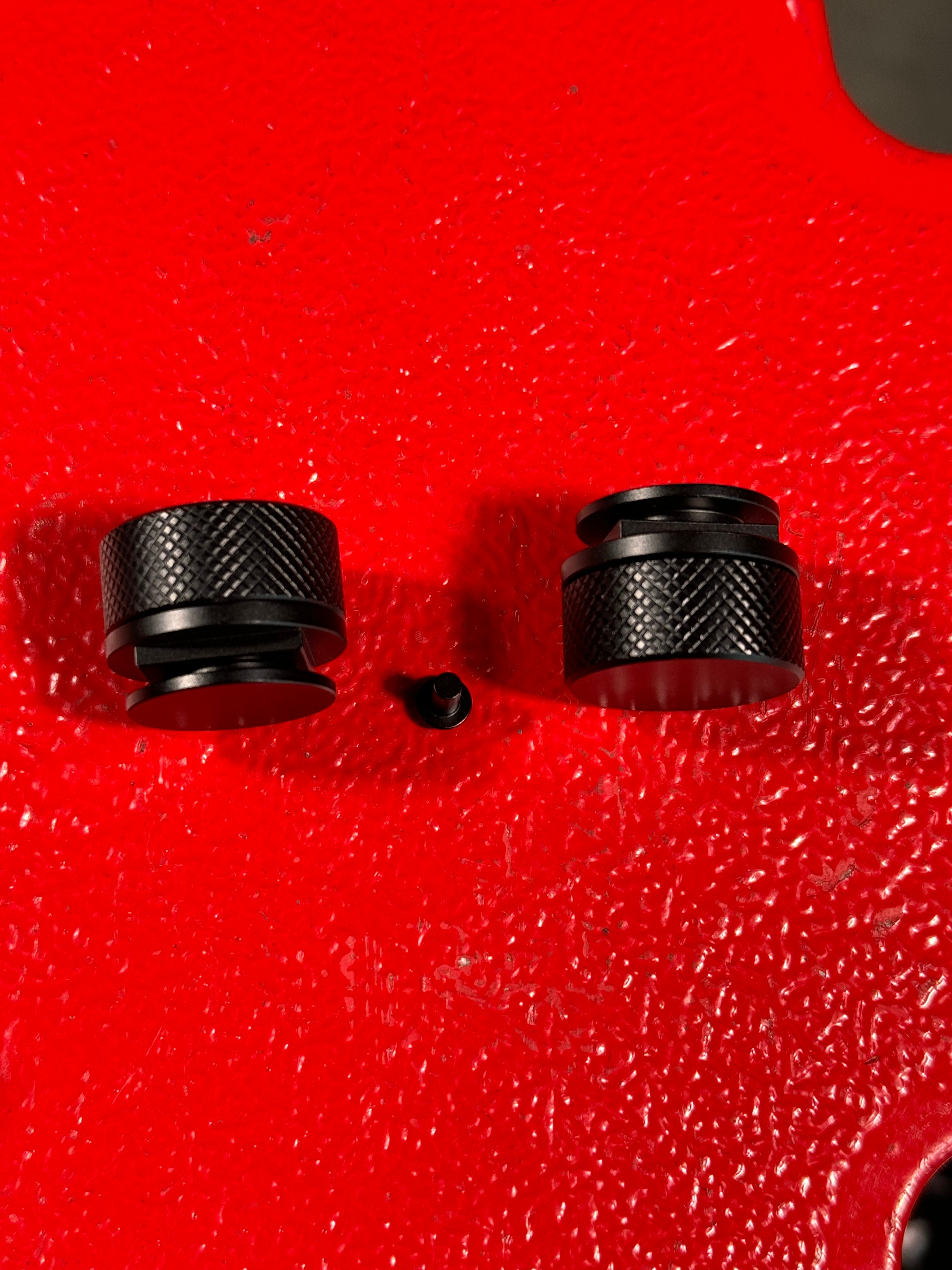 TRIARC FASTENERS FOR SUGAR SCOOP AND FIBER METAL